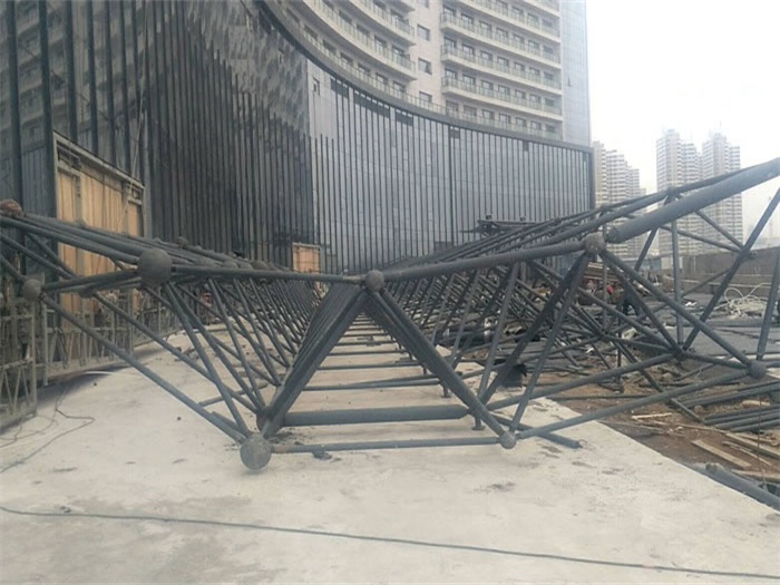 遵义万豪酒店雨棚网架